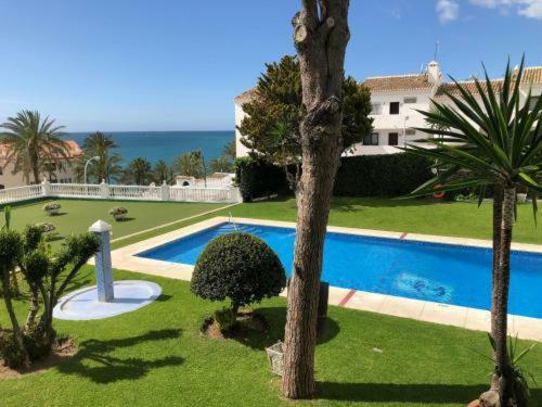 Los Cisnes II - Modern Apartment Benalmadena Bagian luar foto